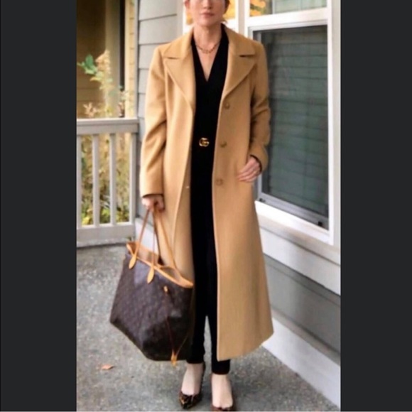 Larry Levine Jackets & Blazers - CLASSIC CAMEL COAT TRENCH LARRY LEVINE VGUC SZ 10